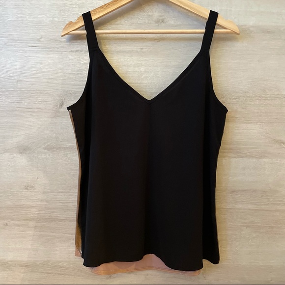 NWOT Dunnes Gold Chrome Shimmery Sparkly Nude Textured Sleeveless Tank Top - Picture 2 of 12